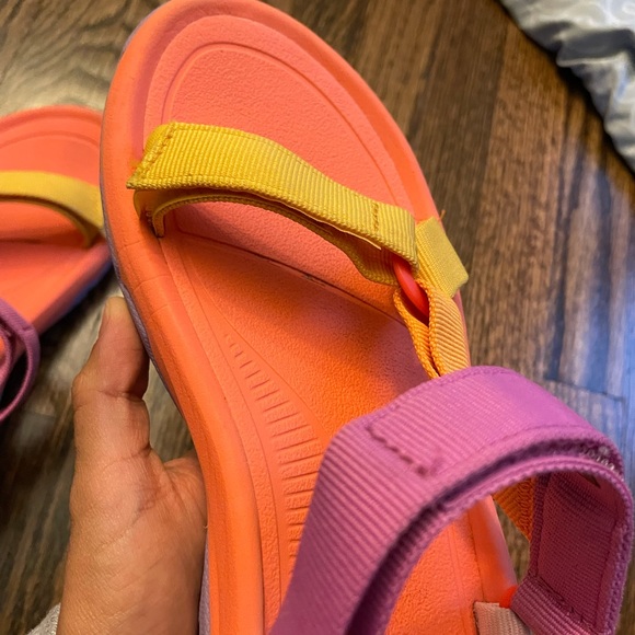 Teva x Outdoor Voices Hurricane XLT2 Sandals - Picture 12 of 14